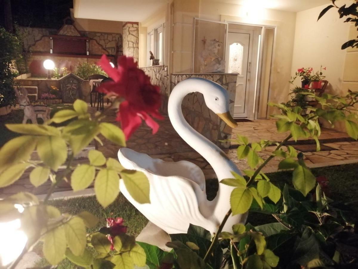 Swan'S Garden Olympus Luxury Apartment Litochoro Exteriör bild